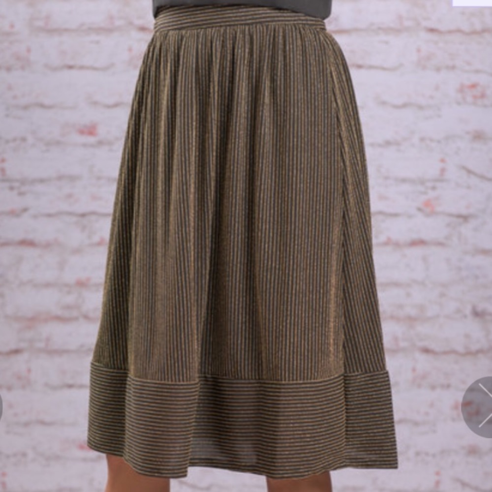 Glisten to your Heart Skirt NWOT